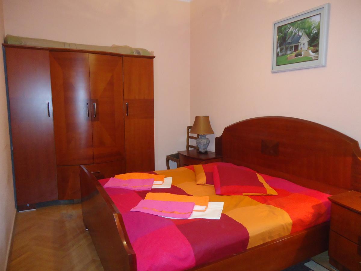 Albatros Bed & Breakfast Тбилиси Екстериор снимка