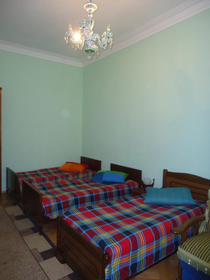 Albatros Bed & Breakfast Тбилиси Екстериор снимка