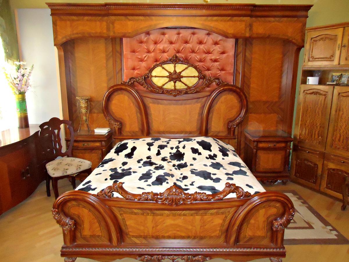 Albatros Bed & Breakfast Тбилиси Екстериор снимка